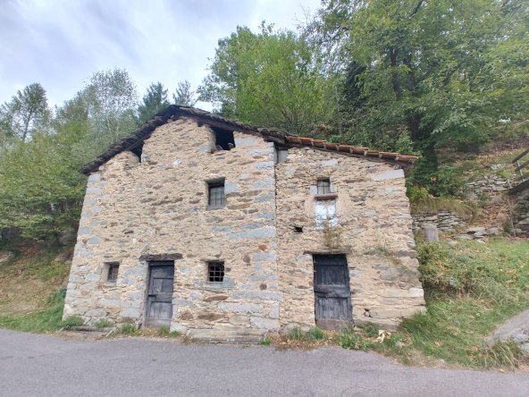 Foto Cascina in Vendita a Brescia - Berzo Demo
